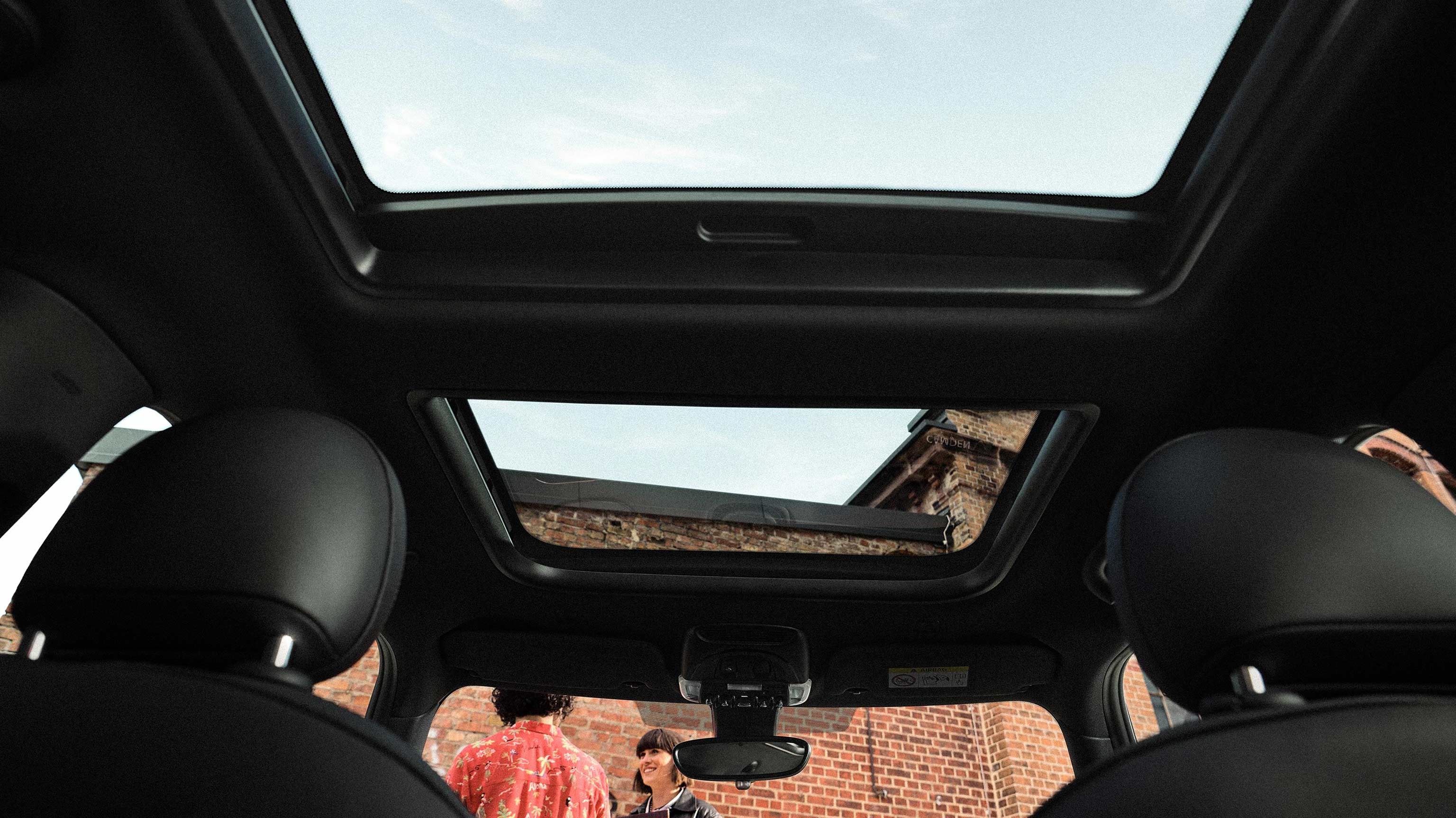 MINI Camden Edition - Panoramic Sunroof